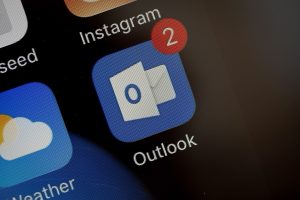 microsoft-outlook-app.jpg