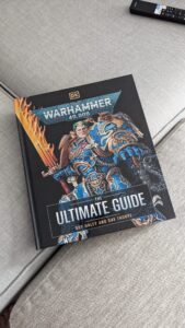„Warhammer 40 000: The Ultimate Guide Encyclopedia“.