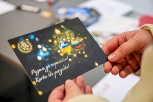 Kaunas veža Kalėdas į apkasus: Ukrainos kariams – vilkikas paramos