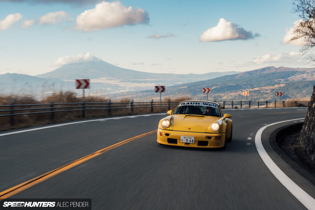 964 projektas: „Touge“ pataikymas pirmą kartą RWB forma